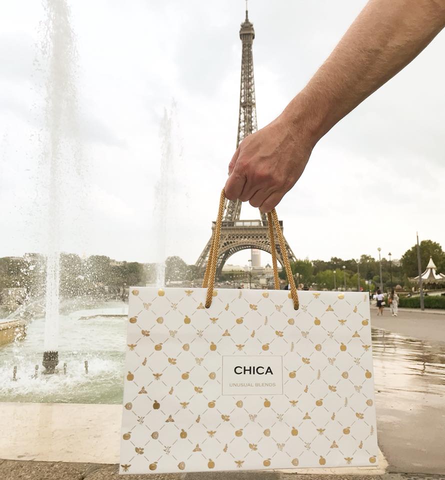 Chica-paris-LuxurySpain
